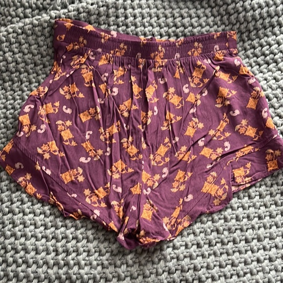 Xhilaration.. maroon high waisted flowy shorts. - Picture 2 of 2